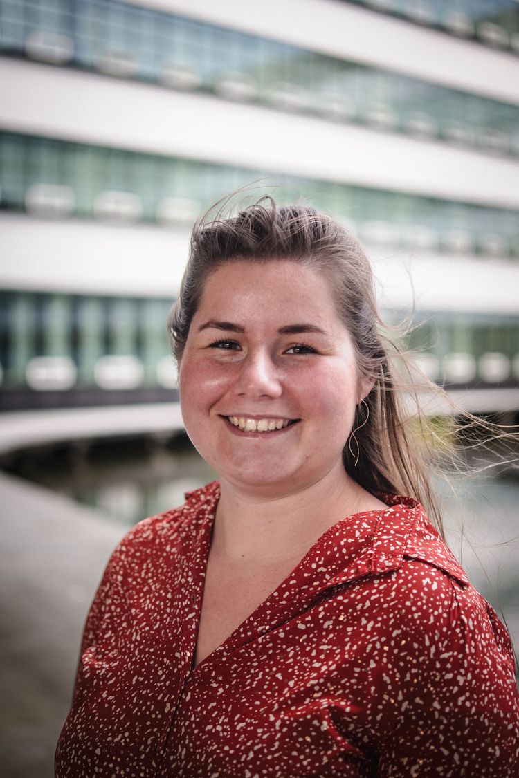 Esther van de Logt (UT)